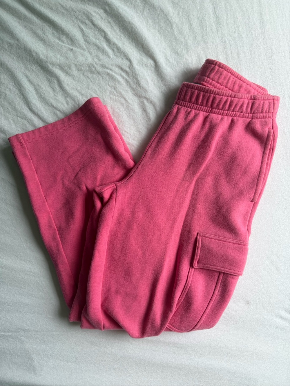 Aritzia ' Pink Fleece Cargo Joggers - Mega